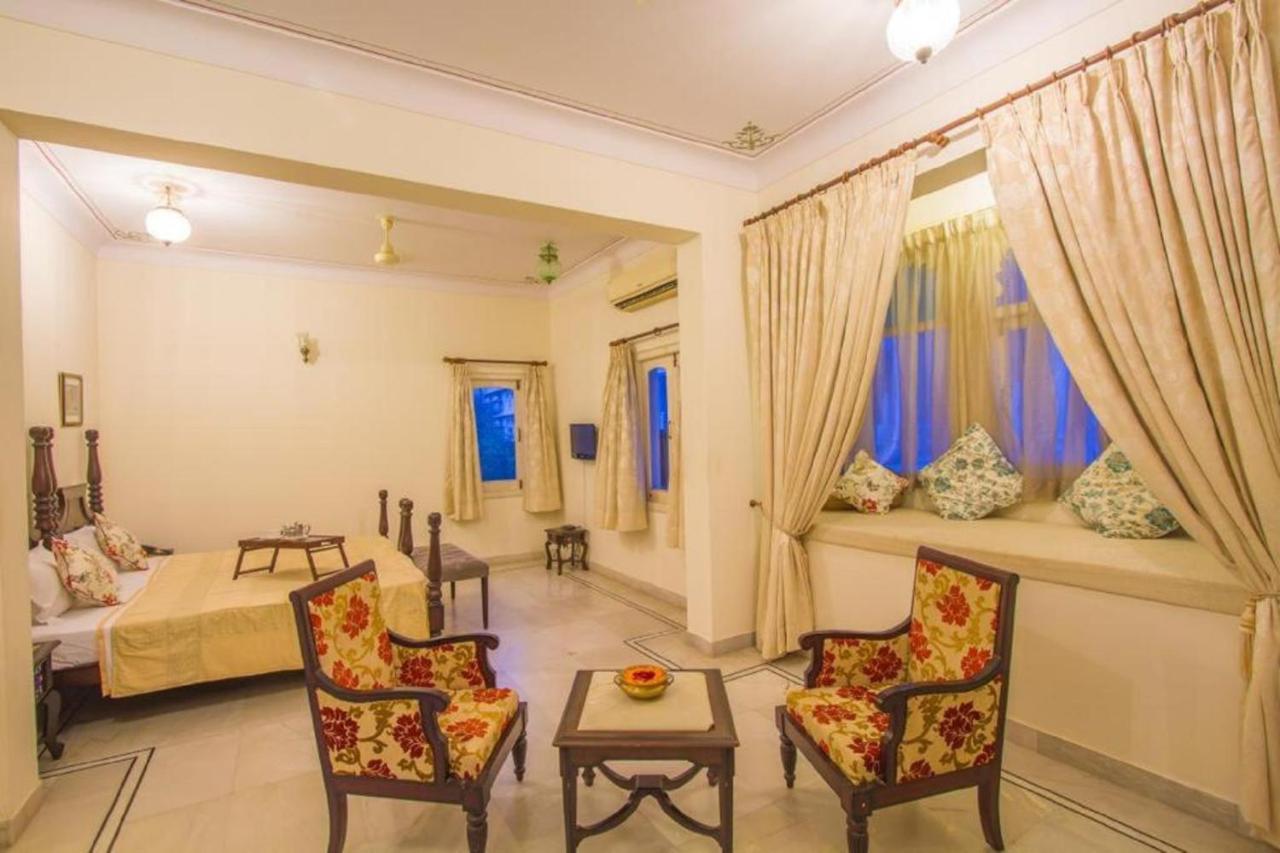 Akshay Niwas Boutique Luxury Hotel Udajpur Zewnętrze zdjęcie