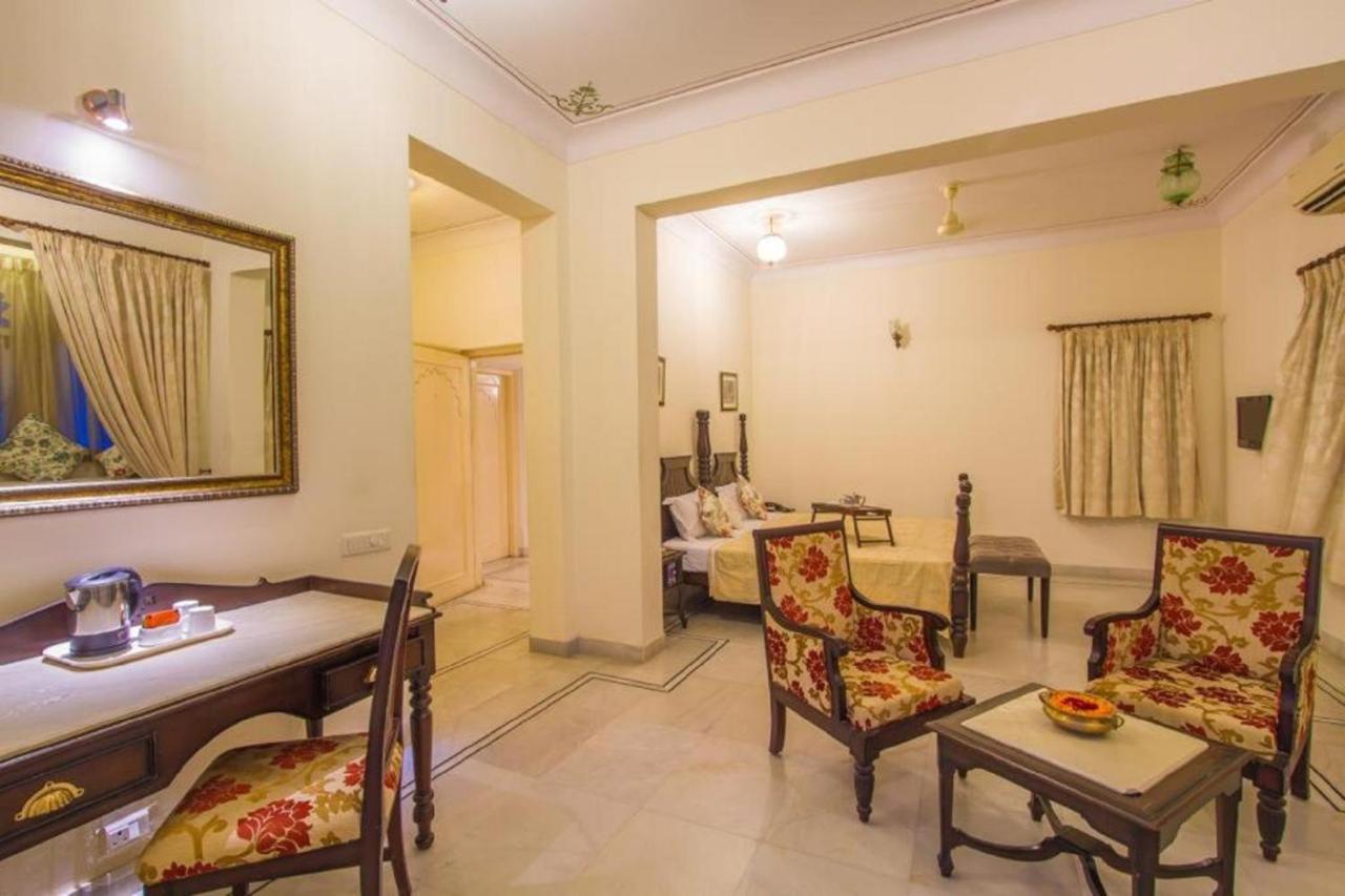 Akshay Niwas Boutique Luxury Hotel Udajpur Zewnętrze zdjęcie