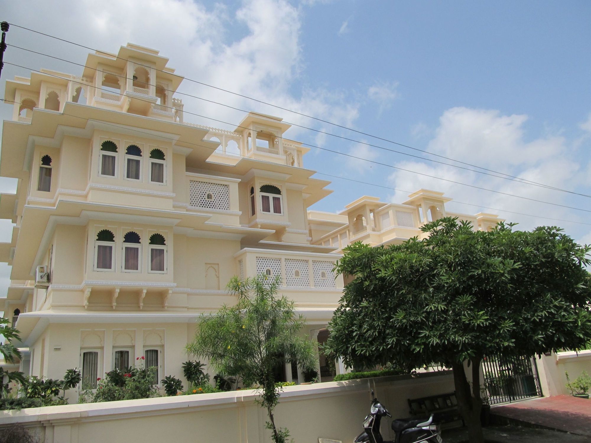 Akshay Niwas Boutique Luxury Hotel Udajpur Zewnętrze zdjęcie
